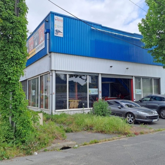  ESPLANADE IMMOBILIER/ PROGEDIM : Local / Bureau | PONTAULT-COMBAULT (77340) | 300 m2 | 5 000 € 