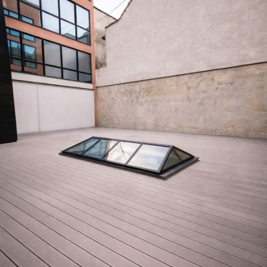  PROGEDIM / ESPLANADE IMMOBILIER : Office | SAINT-DENIS (93200) | 425 m2 | 4 250 &euro; 
