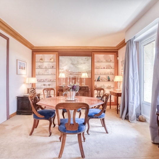  PROGEDIM / ESPLANADE IMMOBILIER : Appartement | VILLE-D'AVRAY (92410) | 188 m2 | 5 060 &euro; 