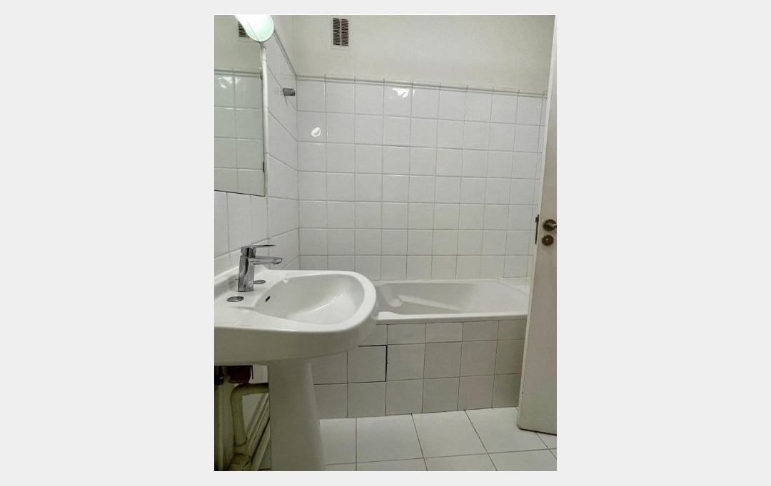 ESPLANADE IMMOBILIER/ PROGEDIM : Appartement | PARIS (75015) | 56 m2 | 1 695 € 