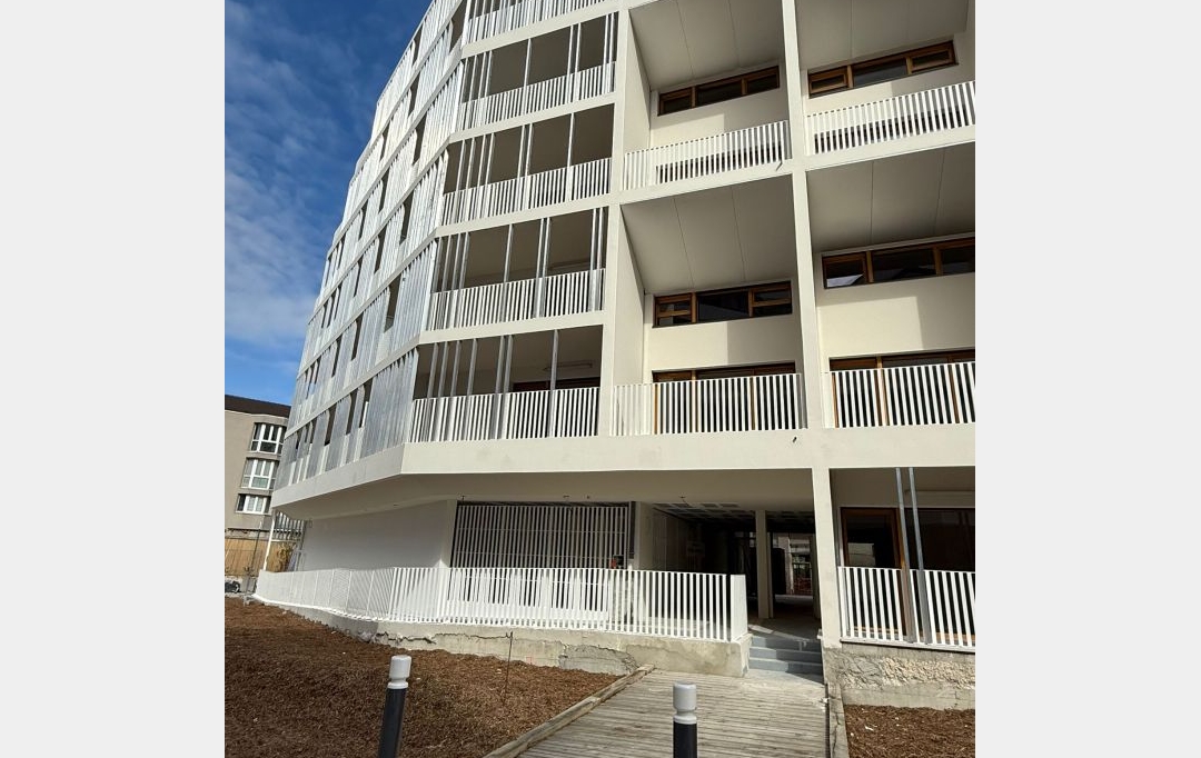 PROGEDIM / ESPLANADE IMMOBILIER : Appartement | MONTREUIL (93100) | 93 m2 | 2 500 &euro; 
