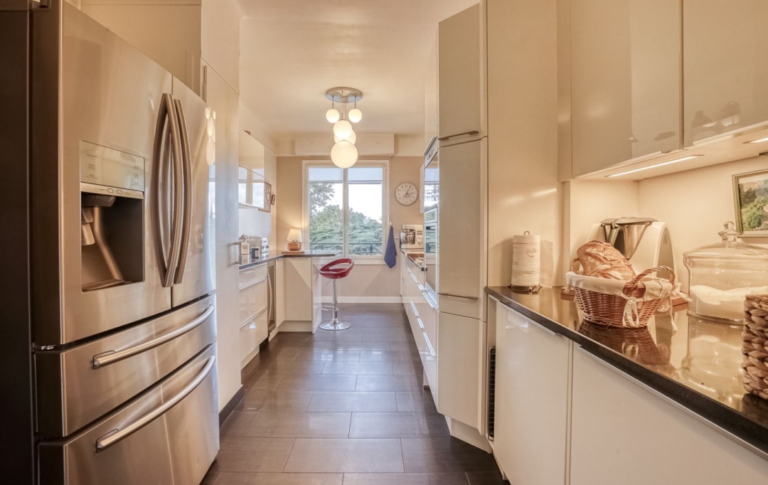 PROGEDIM / ESPLANADE IMMOBILIER : Appartement | VILLE-D'AVRAY (92410) | 188 m2 | 5 060 &euro; 