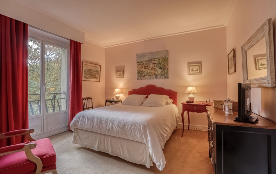 PROGEDIM / ESPLANADE IMMOBILIER : Appartement | VILLE-D'AVRAY (92410) | 188 m2 | 5 060 &euro; 