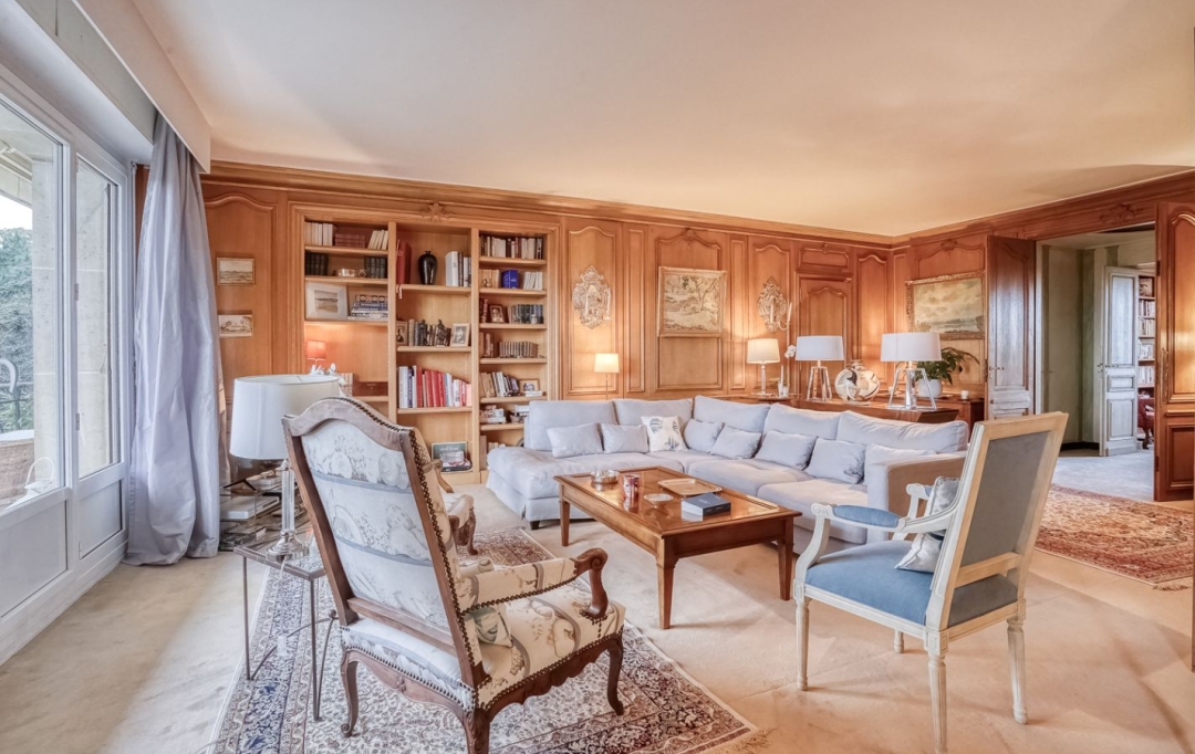 PROGEDIM / ESPLANADE IMMOBILIER : Appartement | VILLE-D'AVRAY (92410) | 188 m2 | 5 060 &euro; 
