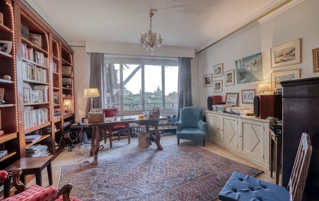 PROGEDIM / ESPLANADE IMMOBILIER : Appartement | VILLE-D'AVRAY (92410) | 188 m2 | 5 060 &euro; 