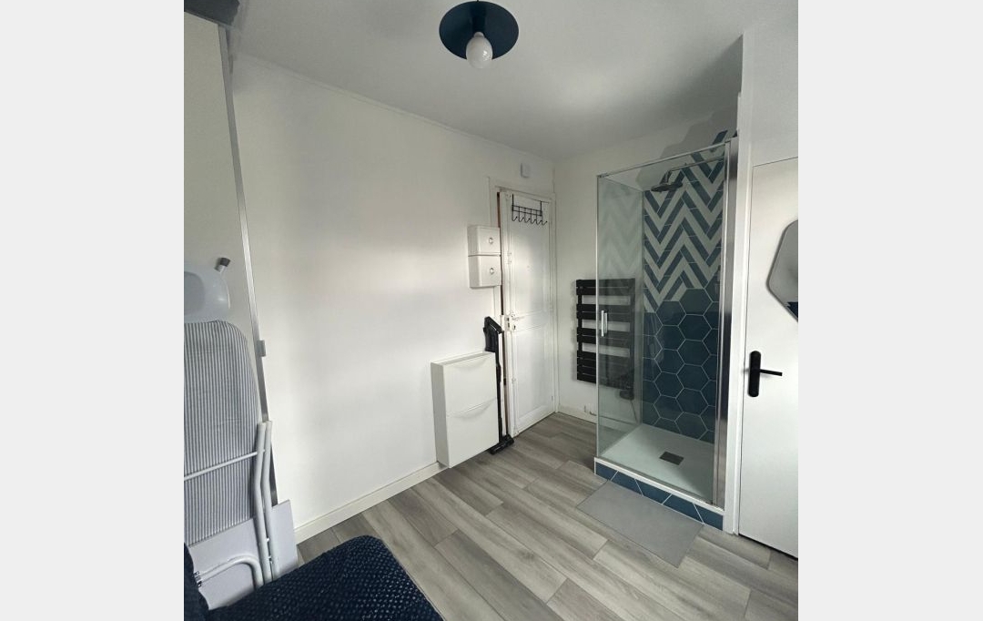 PROGEDIM / ESPLANADE IMMOBILIER : Appartement | PARIS (75015) | 10 m2 | 115 000 &euro; 