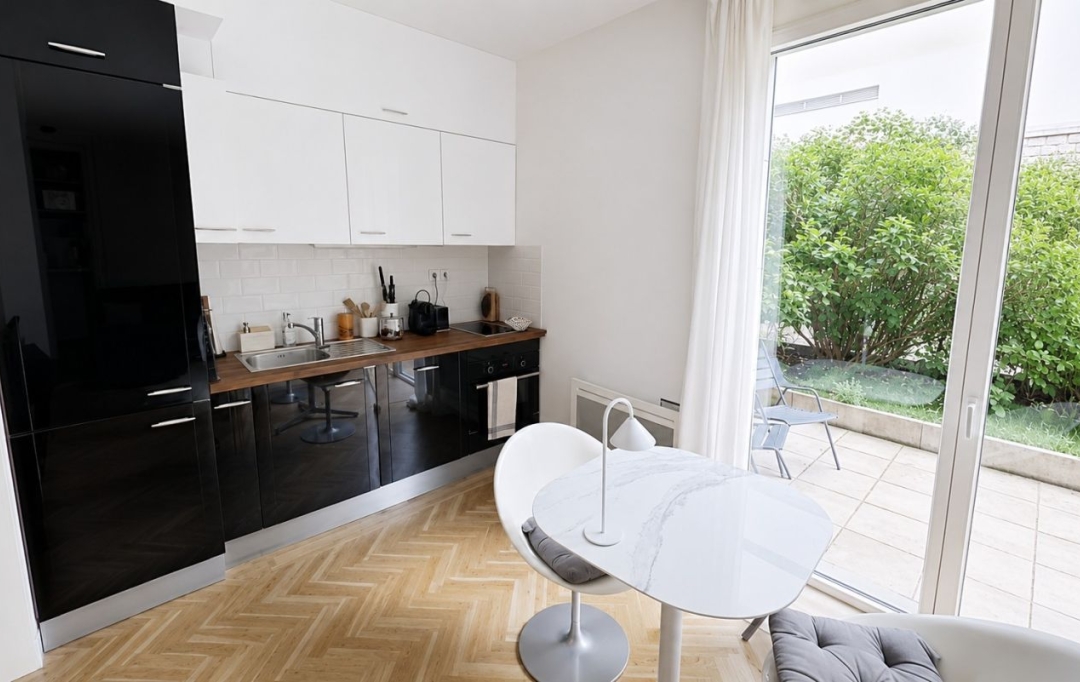 PROGEDIM / ESPLANADE IMMOBILIER : Appartement | PARIS (75015) | 31 m2 | 350 000 &euro; 