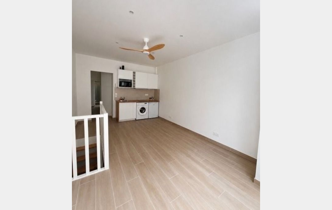 PROGEDIM / ESPLANADE IMMOBILIER : Local / Bureau | PARIS (75015) | 30 m2 | 0 &euro; 